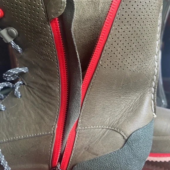 Nike NSW Sunburst Green Leather Winter Sneaker Boots Womens - Picture 5 of 10